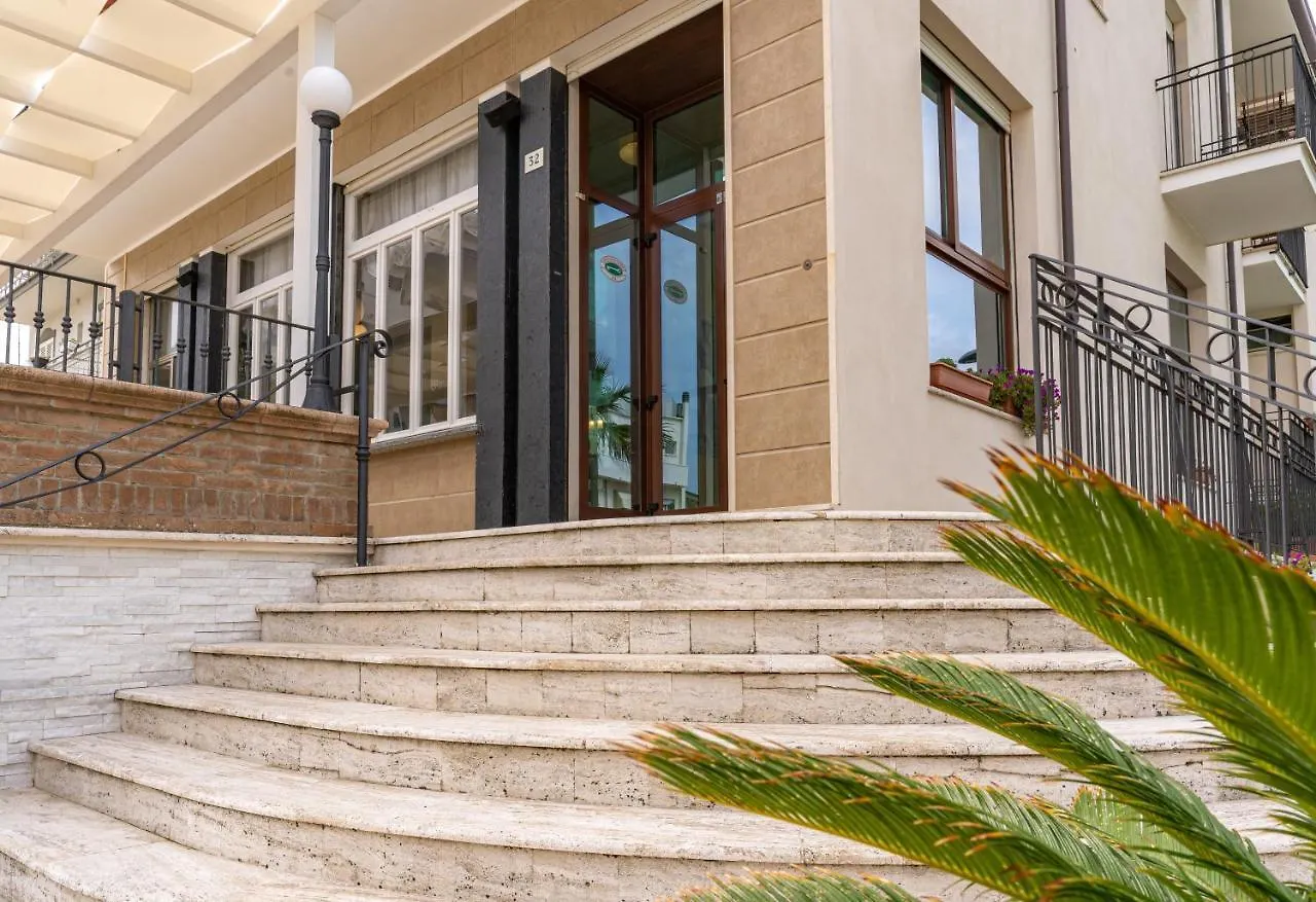 Hotel Greta B&B Rimini İtalya